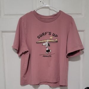 Authentic Peanuts Worldwide LLC Surf's Up Pink T-Shirt Snoopy & Woodstock